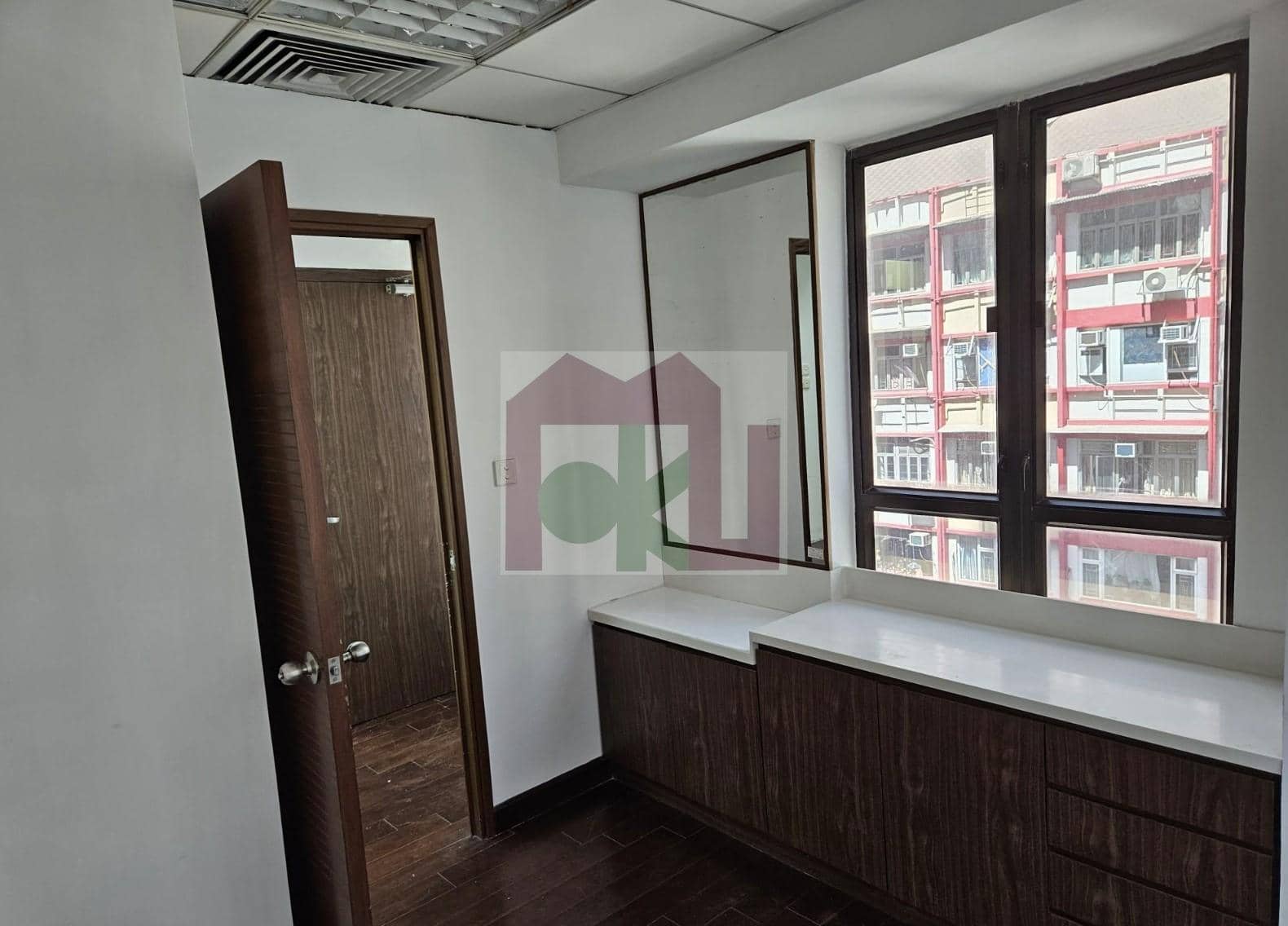 Loong Wan Buildingのブル或物件の写真